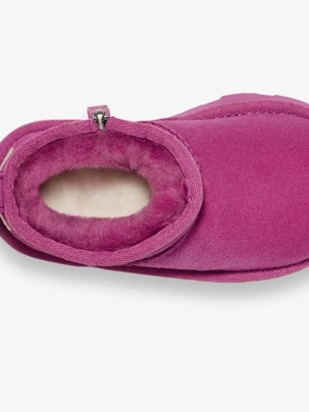 UGG overlock tab uggplush™